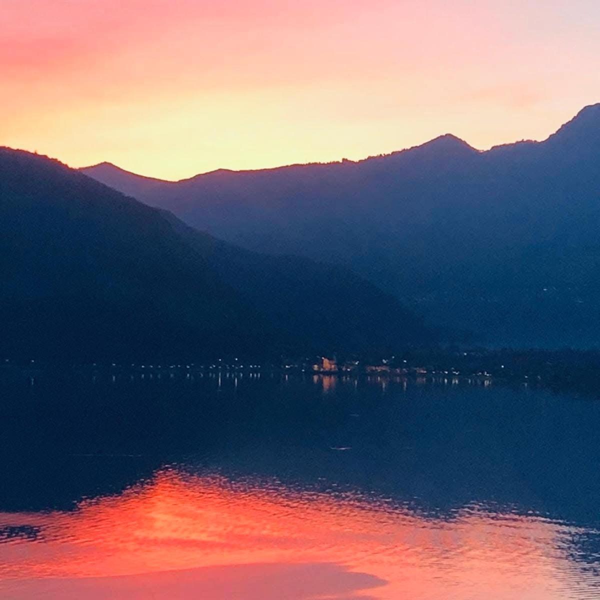 Little Suite Near Lake Verbania Esterno foto